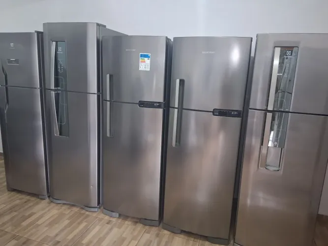 Linda geladeira inox...LEIA ?