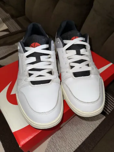 Tenis full force low Nike - tamanho 40