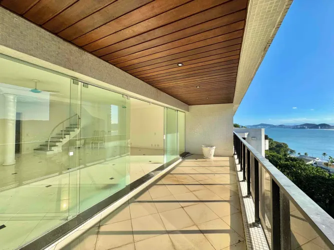 Cobertura à Venda na Enseada no Guarujá | Qvista inteligência imobiliário