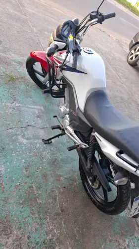 Vende-se Honda Titan 150 Ex