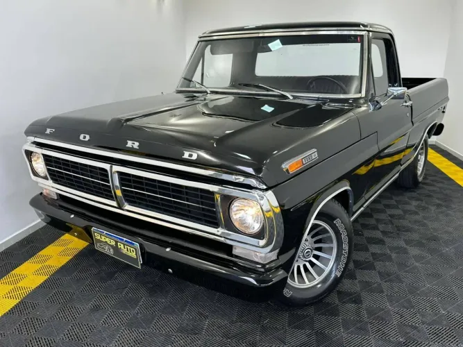 Ford F-100 4.8 V8 PLACA PRETA