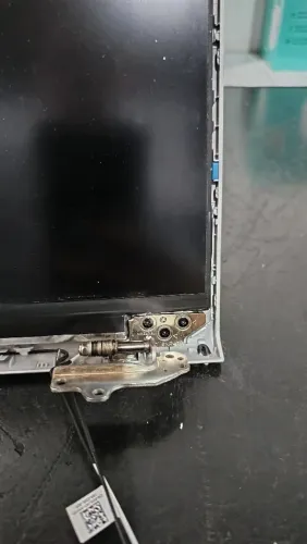 Reparo de carcaça de Notebook