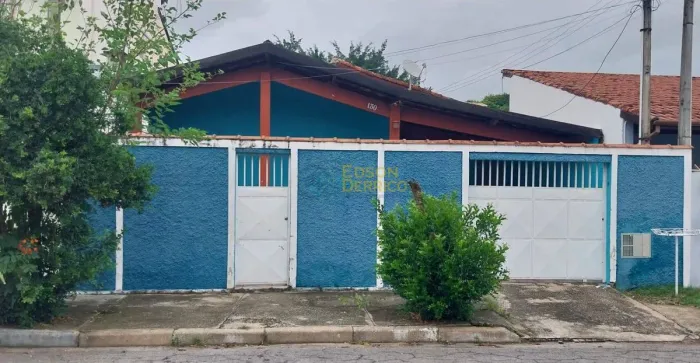Casa com 3 Quartos para Locação, Parque das Nações - Pindamonhangaba