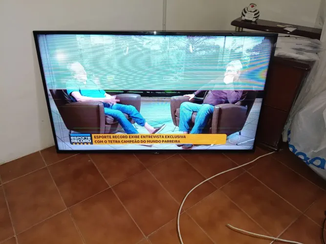 TV Samsung 48 Polegadas com Defeito