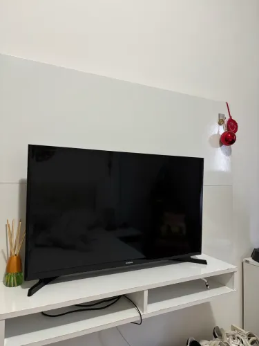 Tv Samsung LED 32 polegadas novinha!!
