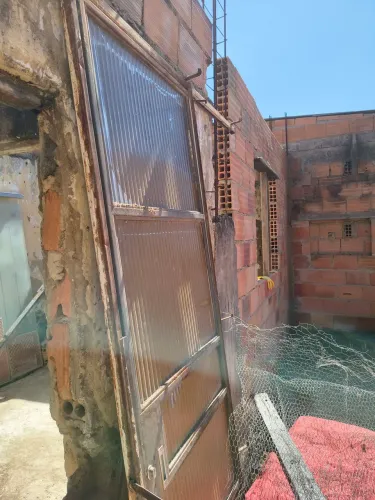 Porta de correr de ferro