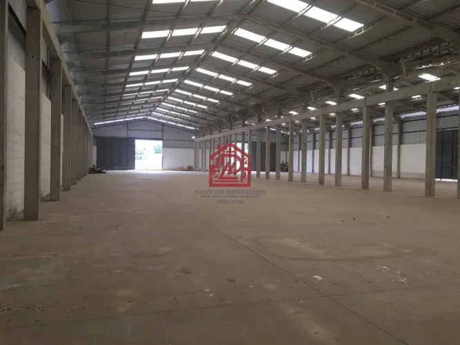 Galpão em Lagomar, Macaé: 2560m² à venda e locação