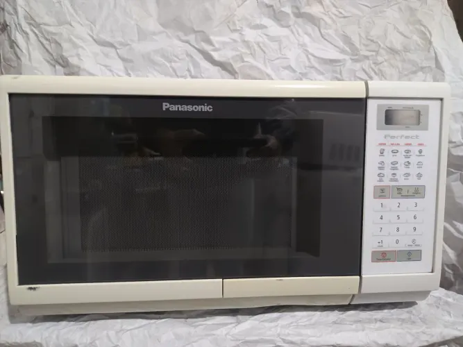 Microondas Panasonic 31L