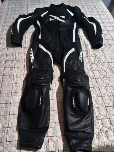 Macacão+Bota Moto