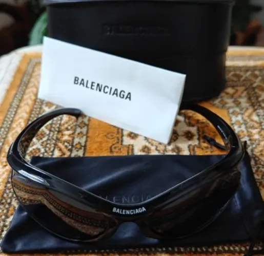Óculos Balenciaga Dynamo Wrap