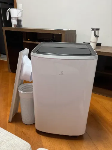 Ar-condicionado Electrolux portátil