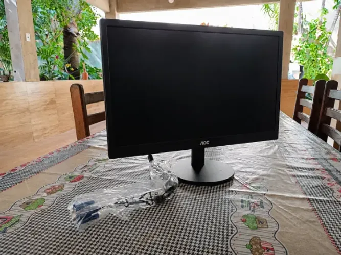 Monitor AOC LED 18,5" E970SWNL [Novo]