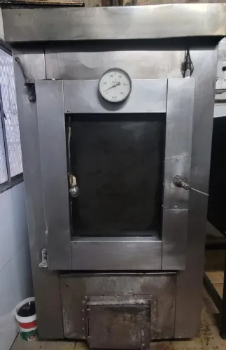 Vendo forno a lenha para padaria