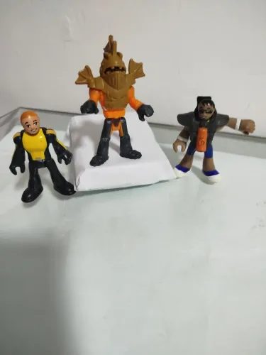 Lote com 3 bonecos Imaginext Fischer Price Antigos