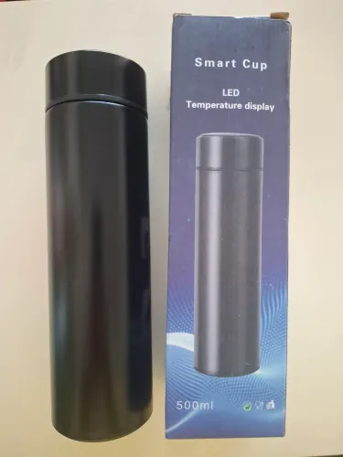 Garrafa térmica em aço inox com termômetro digital em Led 500 ml preta