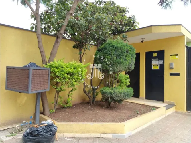 EDIFÍCIO COMERCIAL PARA VENDA E LOCAÇÃO COM 08 SALAS, LOCALIZADO NO BAIRRO DO POSTE EM JUN