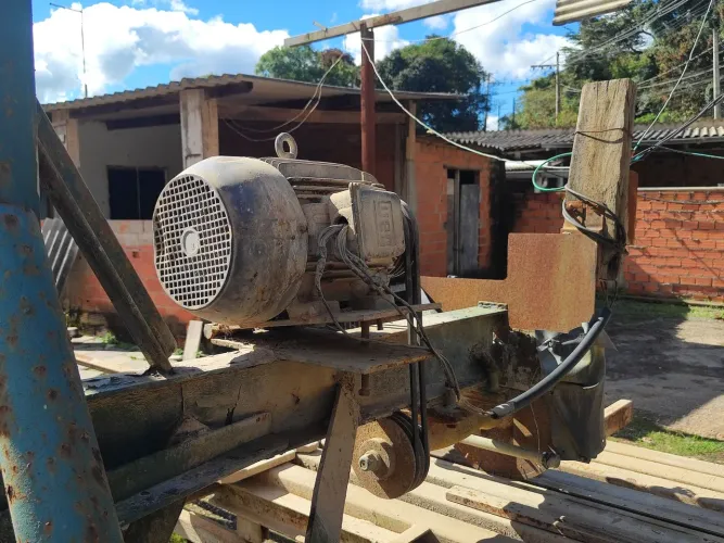 Máquina de cortar mármore e granito