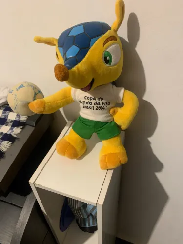 Pelúcia mascote da copa 2014 raro tatu