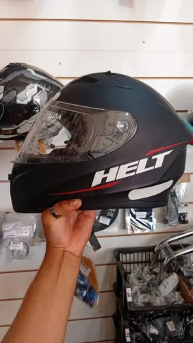 Capacete Esportivo Helt 2026 zerado na caixa