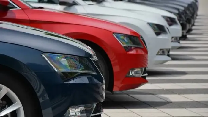 Locação de carros populares