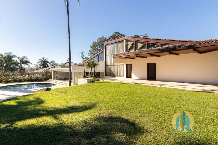 Casa à Venda no Condomínio Tamboré 1  Barueri/SP
