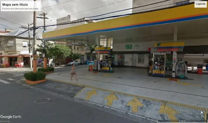 Terreno com vocação para posto de gasolina, farmácias e lojas. Para locação!