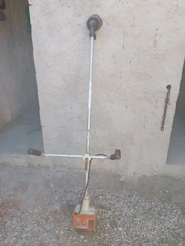 Roçadeira Steel 220