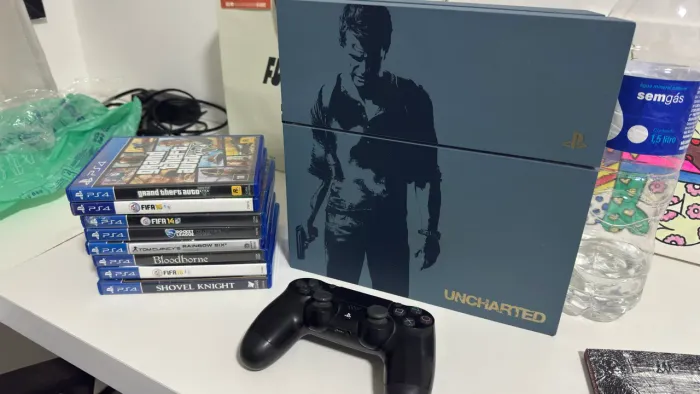 PS4 Versão Limitada Uncharted