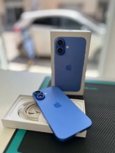 iPhone 16