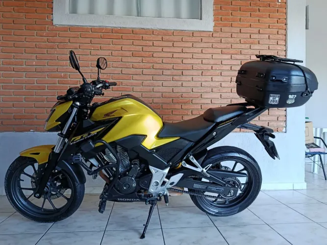 Moto excelente 
