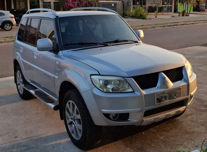 Mitsubishi Pajero TR4 2.0/ 2.0 Flex 16V 4X4 Aut. 2011