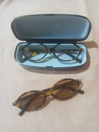 ARMAÇÕES DE ÓCULOS MIUMIU