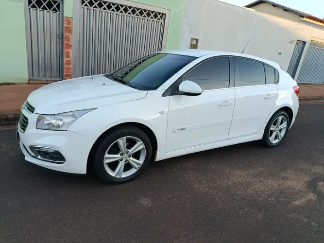 Chevrolet Cruze HB Sport LT 1.8 16V Flexp. 5P AUT 2015