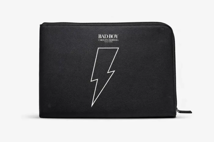 Capa para Notebook Carolina Herrera - Bad Boy (Original)