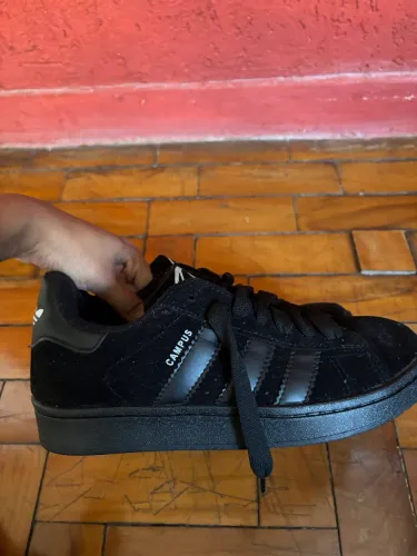 Adidas campus black