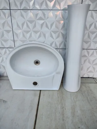 Lavatório de coluna 