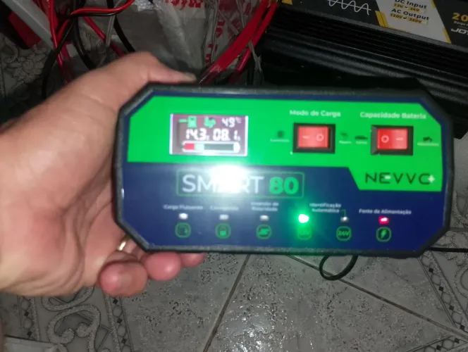 Carregador de Bateria, 12v/ 24 volts, 110v / 220 volts