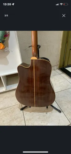 Violão takamine