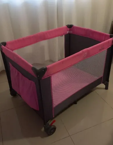 Berço 2x1 ( berço e chiqueirinho)