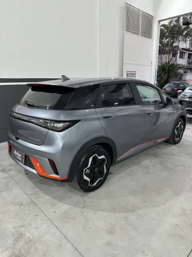 BYD Dolphin EV (Elétrico) 2026