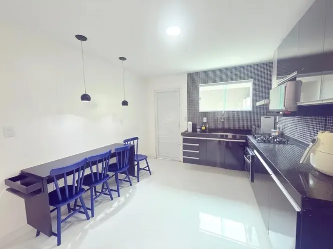 Casa 3 quartos, 2 suítes, piscina, Praia Linda, São Pedro da Aldeia-RJ