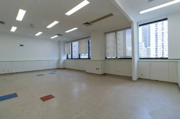 Conjunto comercial para venda em Moema, 286m²