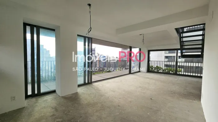 Cobertura novíssima 303m² Vila Nova Conceição.