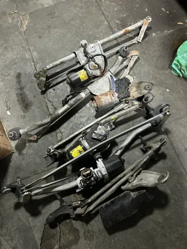 Motor limpador pra de pára-brisa pra carros nacionais é importado 