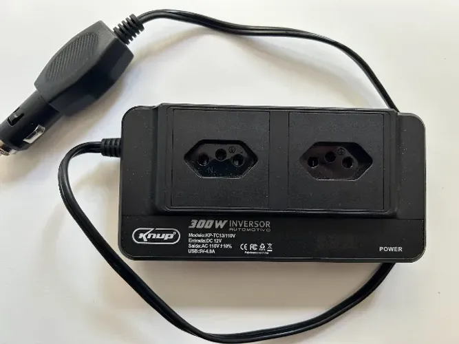 Inversor Automotivo 12V - 110V 300W com 2 Tomadas + 4 USB