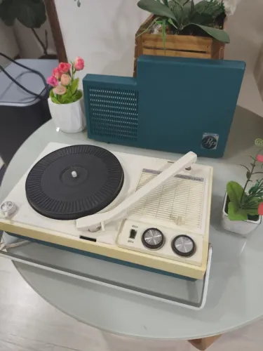 Radiolinha Sanyo Década 1970
