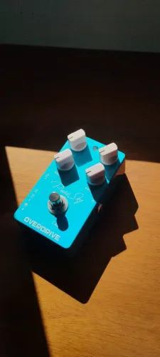 Pedal pury sky