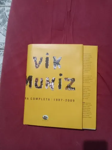 Livro de vik muniz obra completa 1987 a 2009