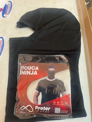 Touca ninja preta para motociclista