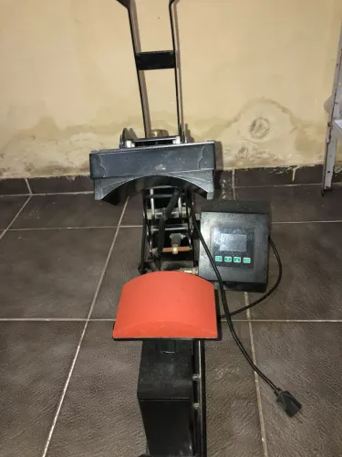 Prensa térmica para Bonés